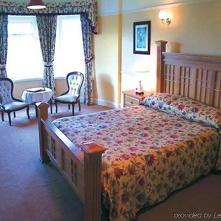 Grand Heights Otel Ravenscar