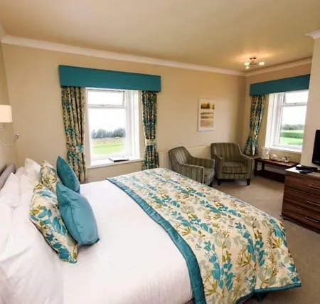 Raven Hall Hotel 3*