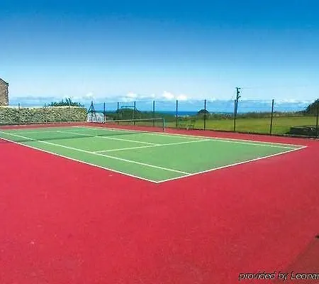 فندق Raven Hall 3*