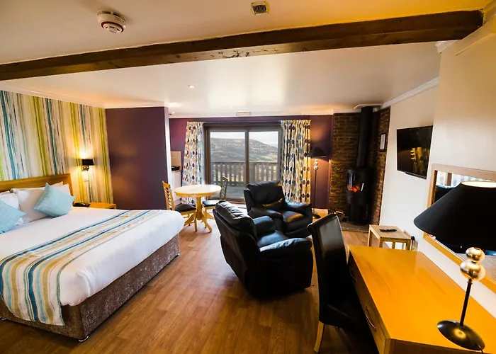 호텔 Grand Heights 3*